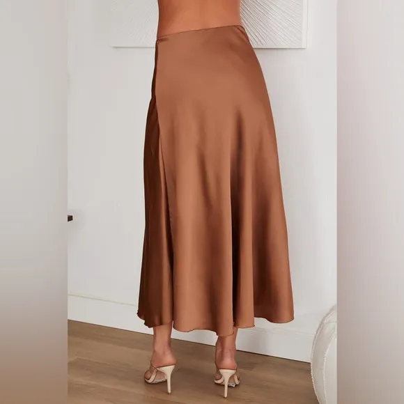 (3390-GRY) SOLID SILKY MAXI SKIRT