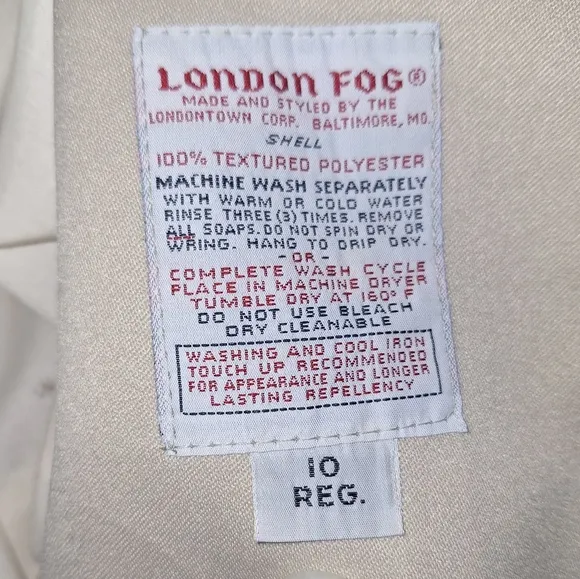 A London Fog ladie's trench coat in a size 10R. Pre-loved in good condition.