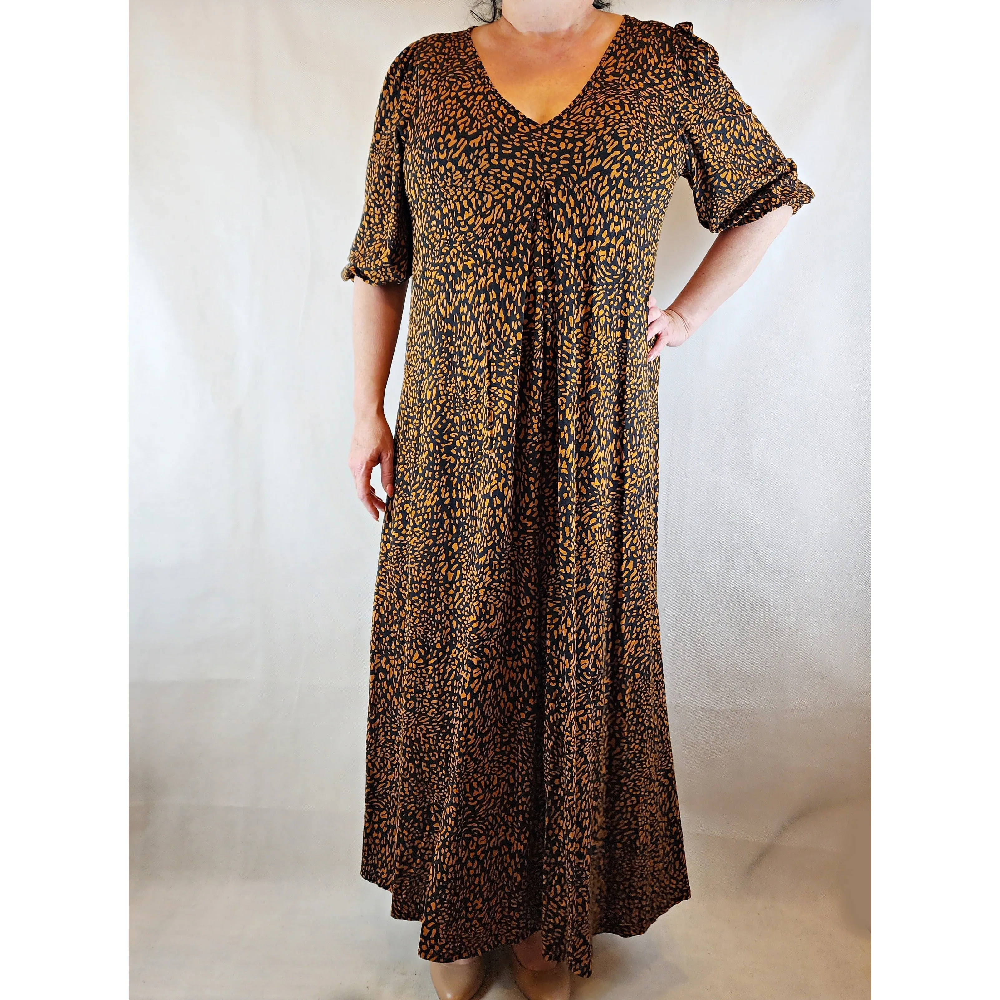 Asos Curve pre-owned black and brown animal print maxi dress size UK 18