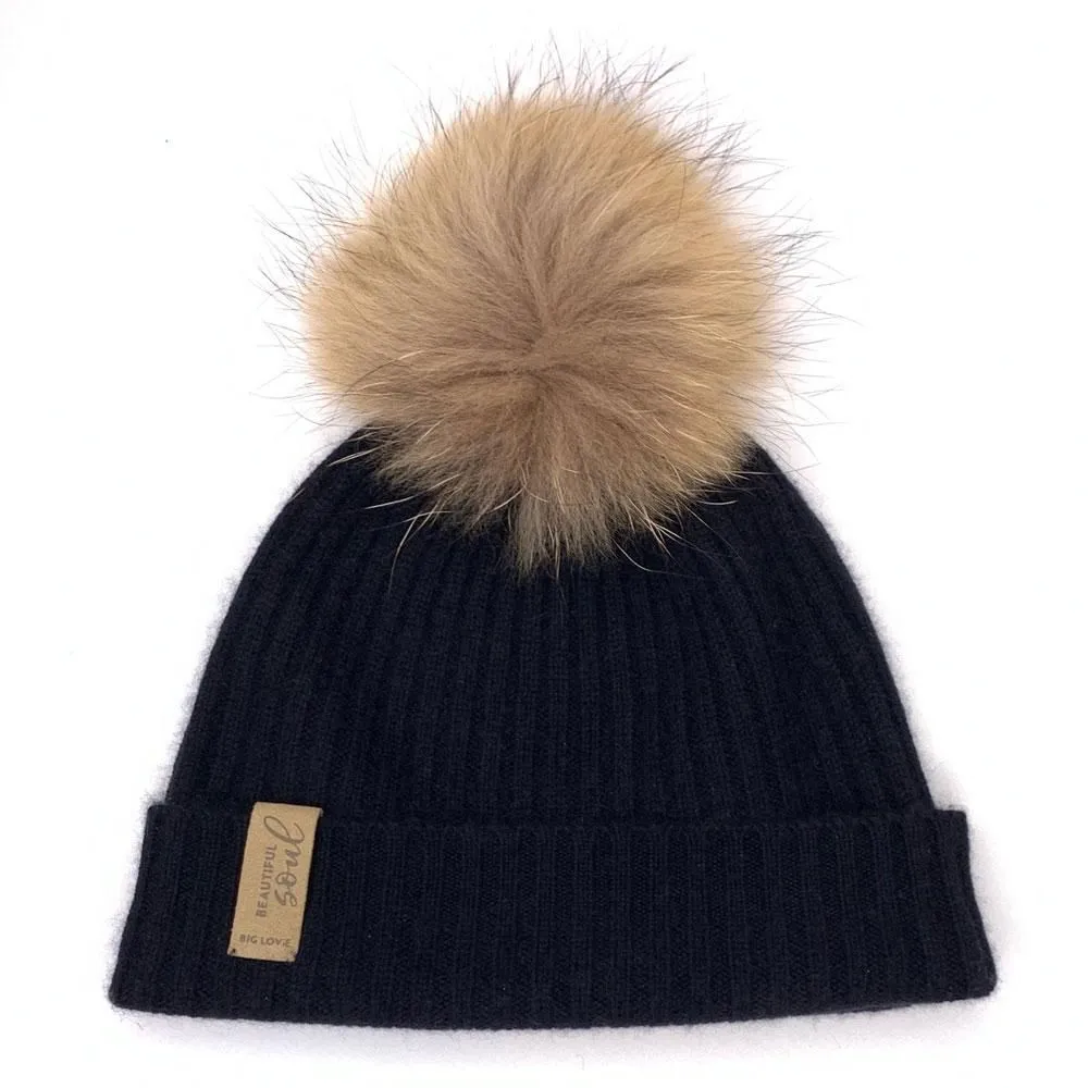 BEAUTIFUL SOUL CASHMERE HAT | BLACK
