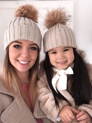Beige bobble hat (single) - CHILD