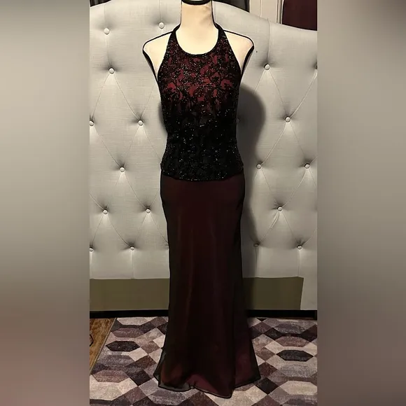 Cache elegant silk Two Piece Evening Gown Dress Beaded Top &amp; Matching Maxi Skirt