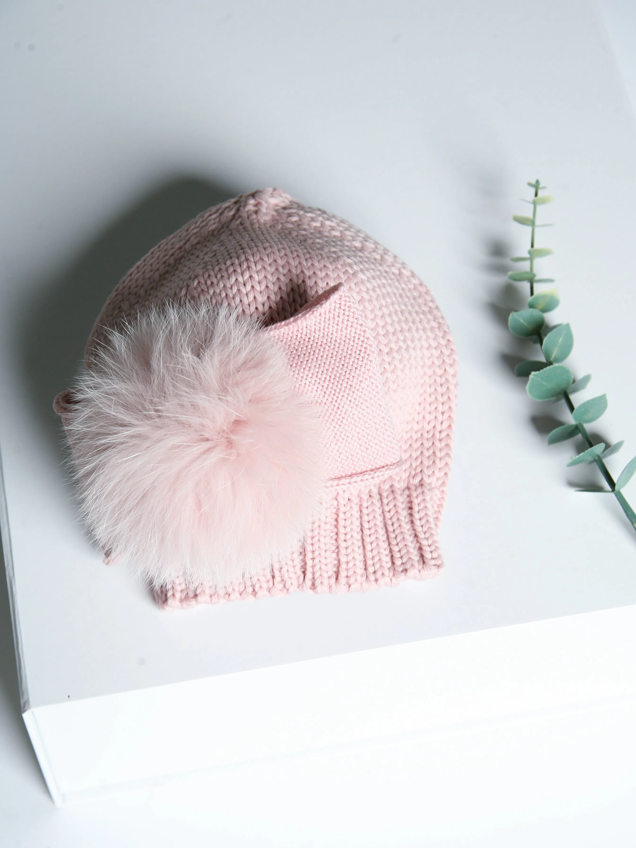 Catya Dusky Pink Marino Wool Hat with Fur Pom & Bow