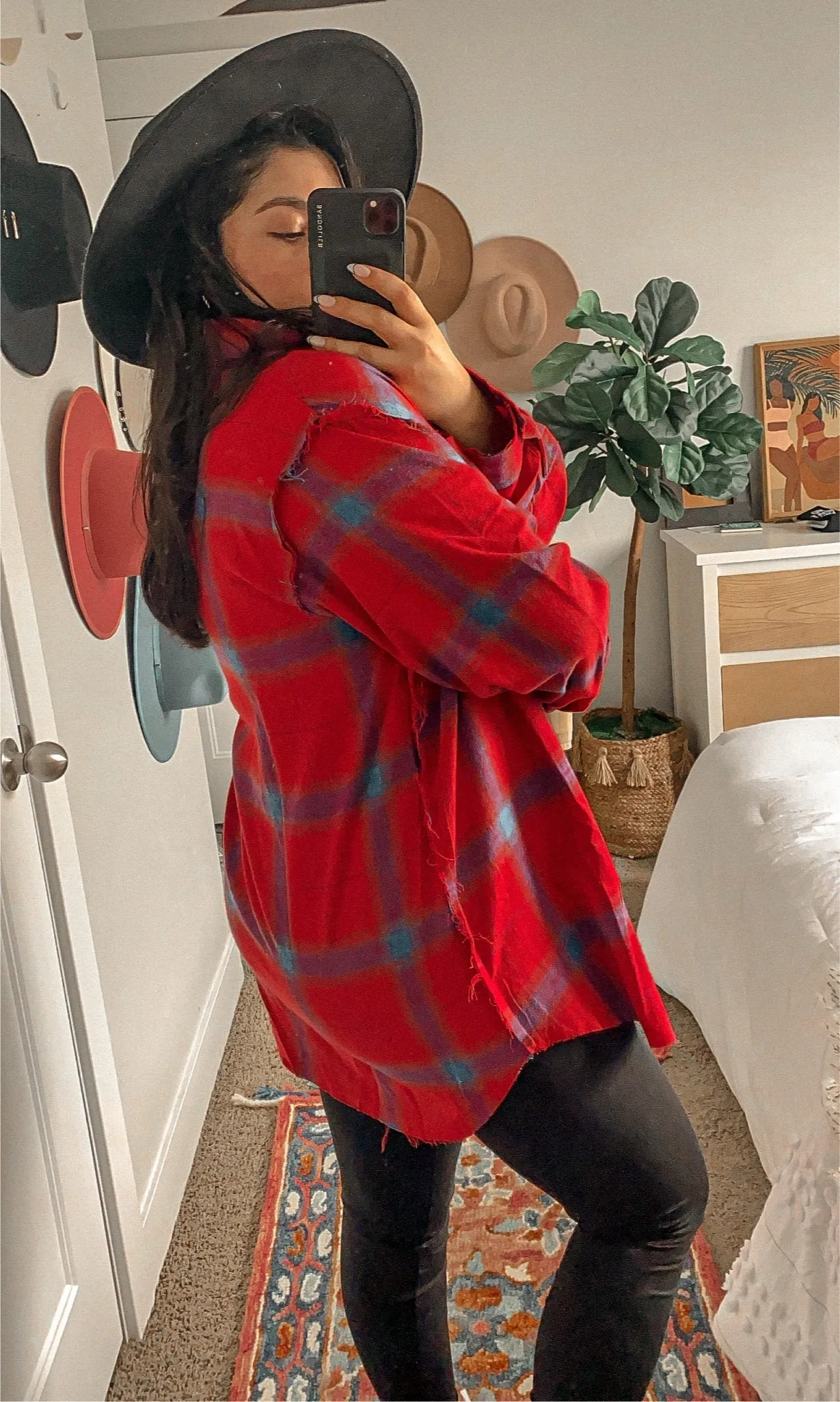 Cool & Edgy oversized flannel shirt *RED*