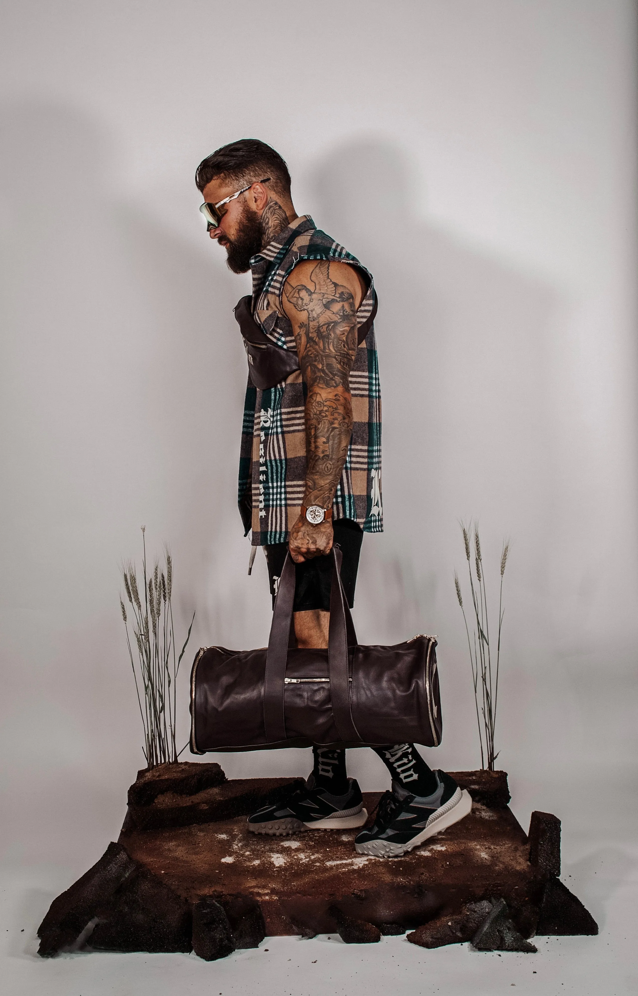 Cutoff Flannel (Tan & Navy)