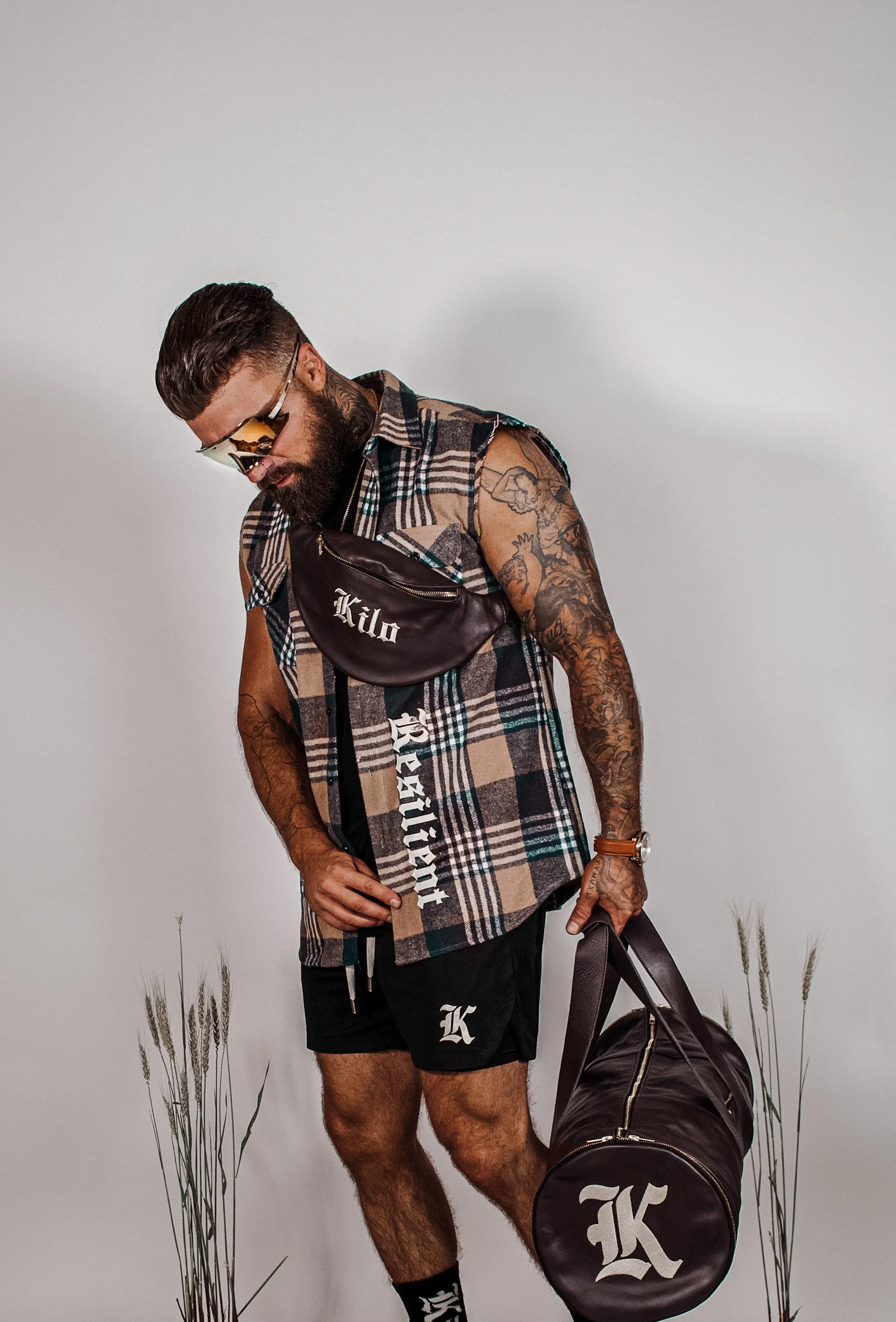 Cutoff Flannel (Tan & Navy)