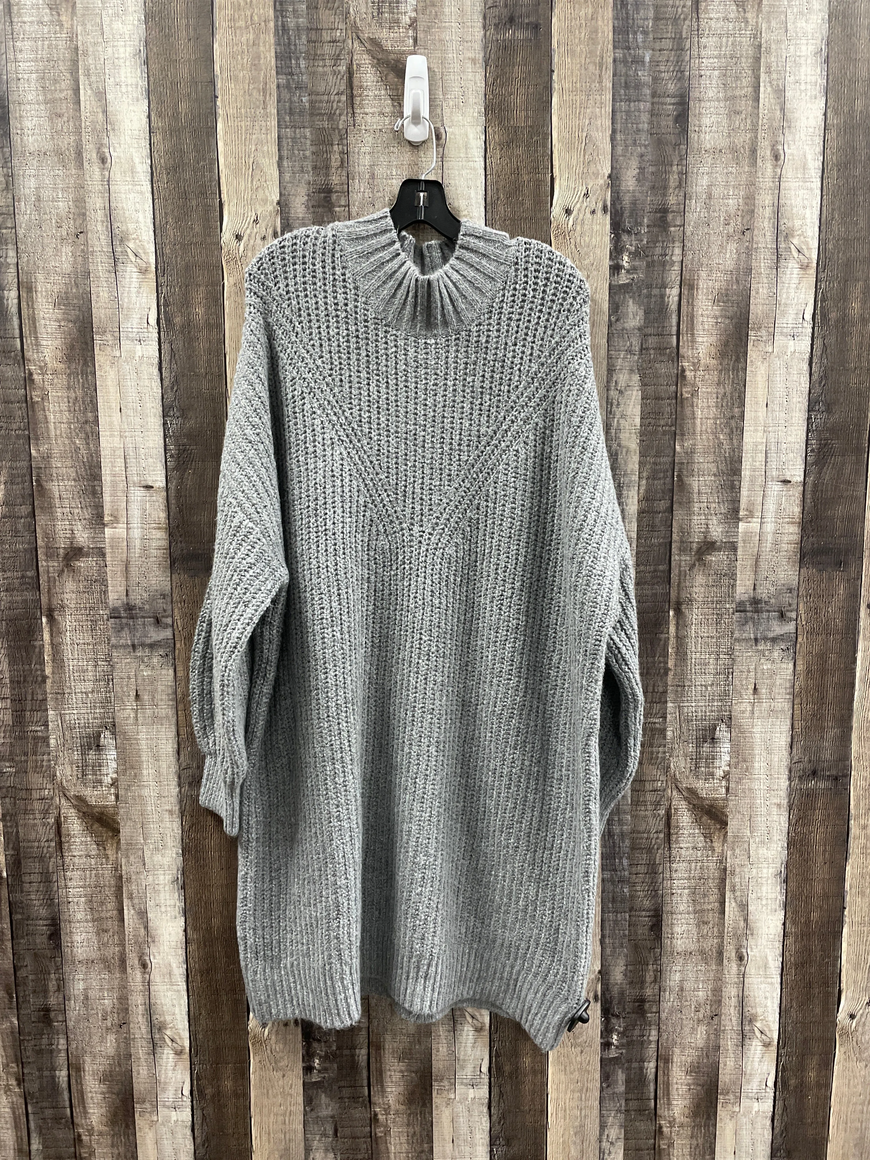 Dress Sweater By Old Navy In Grey, Size: Xxl