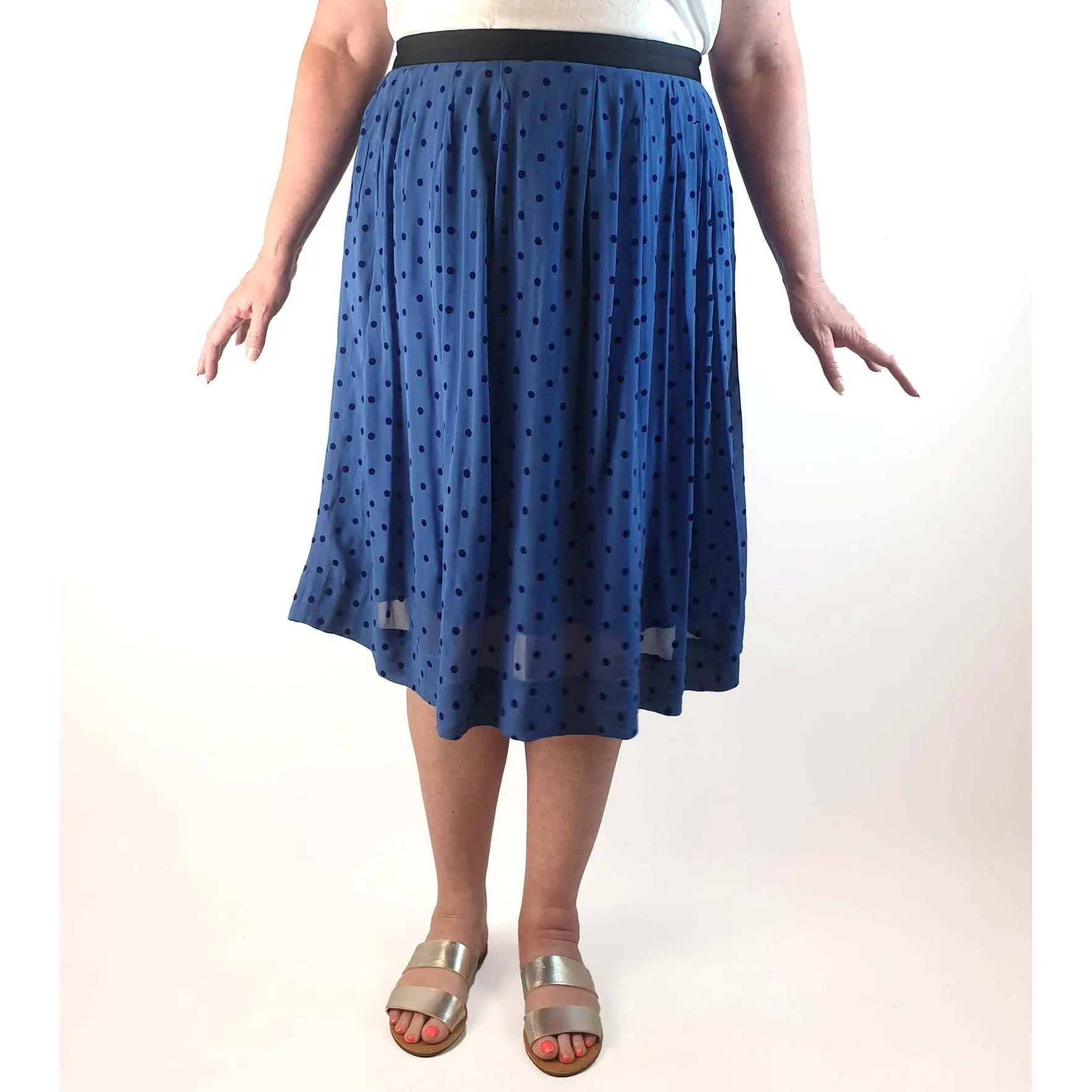 Emily and Fin blue polka dot skirt size XXL