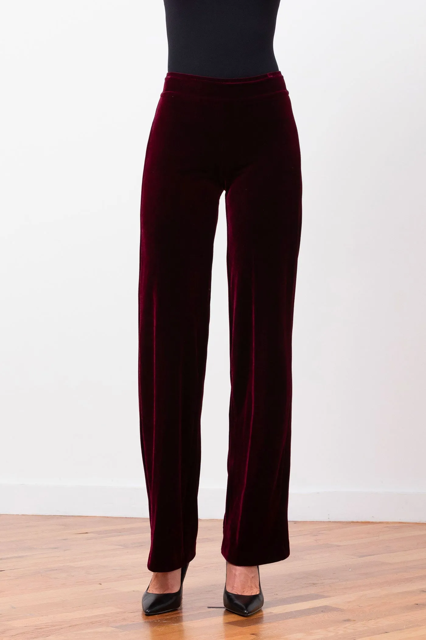 FLAVIA Velvet Burgundy