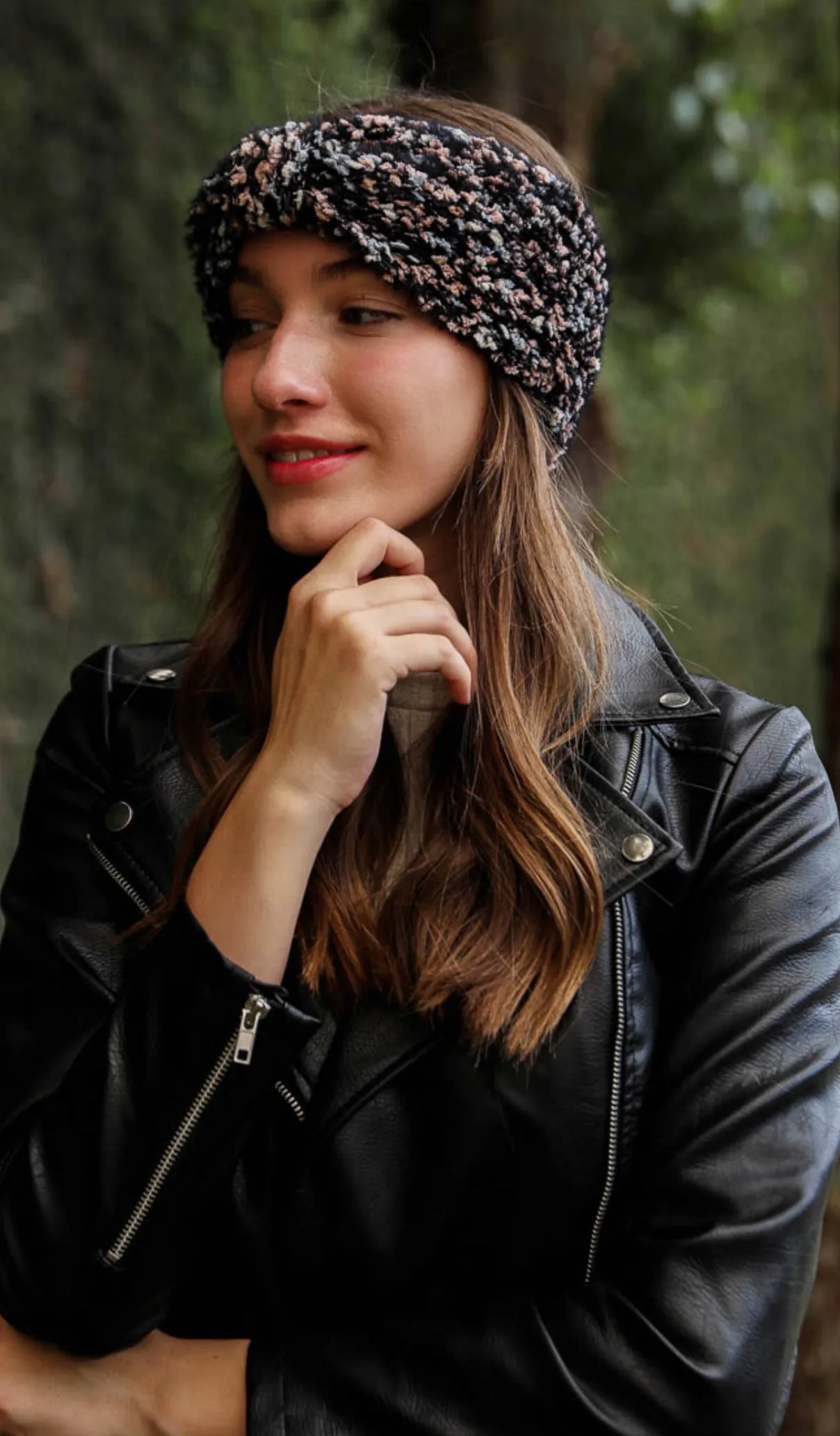 Fuzzy Pastel Yarn Knit Head Wrap | Black