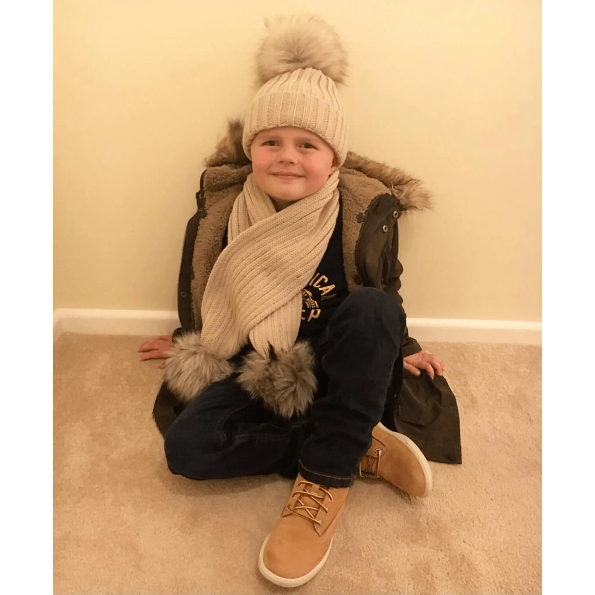 Knitted Faux Fur Pom Pom Hat