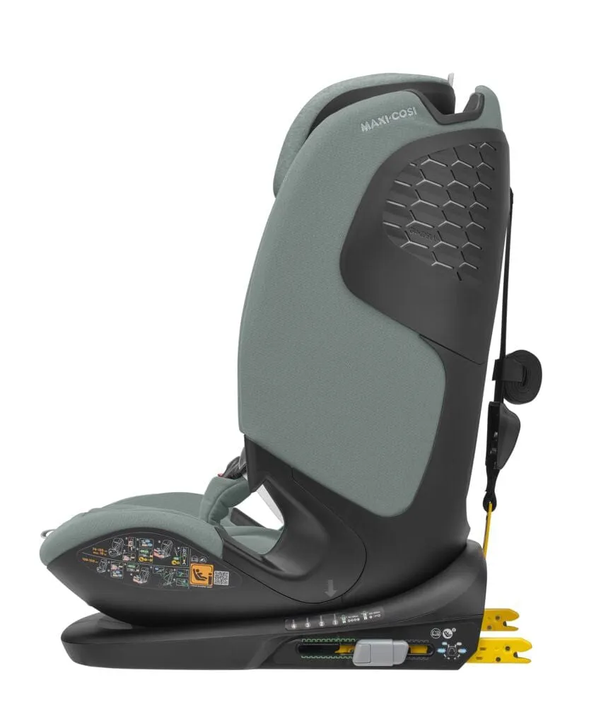 Maxi-Cosi Titan Pro i-Size Car Seat in Authentic Grey 2