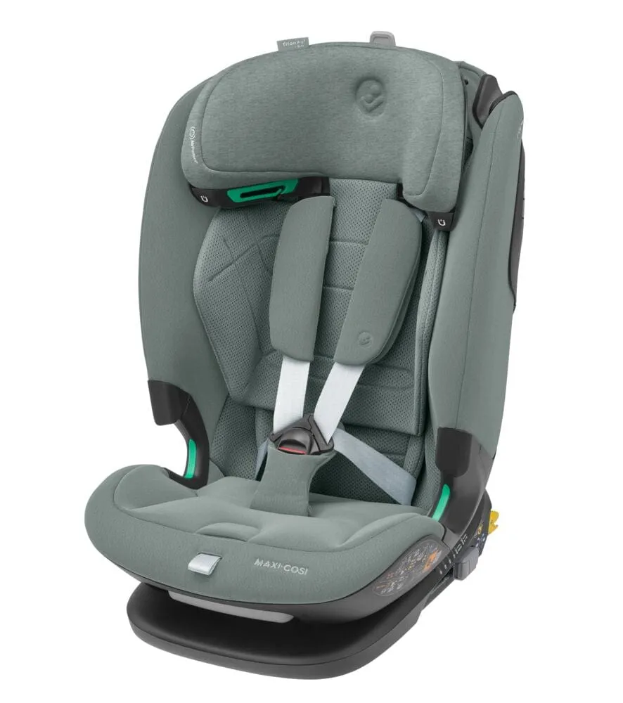 Maxi-Cosi Titan Pro i-Size Car Seat in Authentic Grey 2