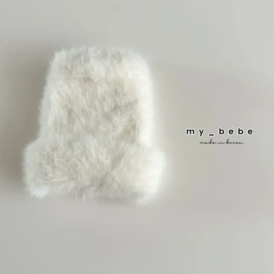 MY_BEBE FLUFFY BEANIE HAT