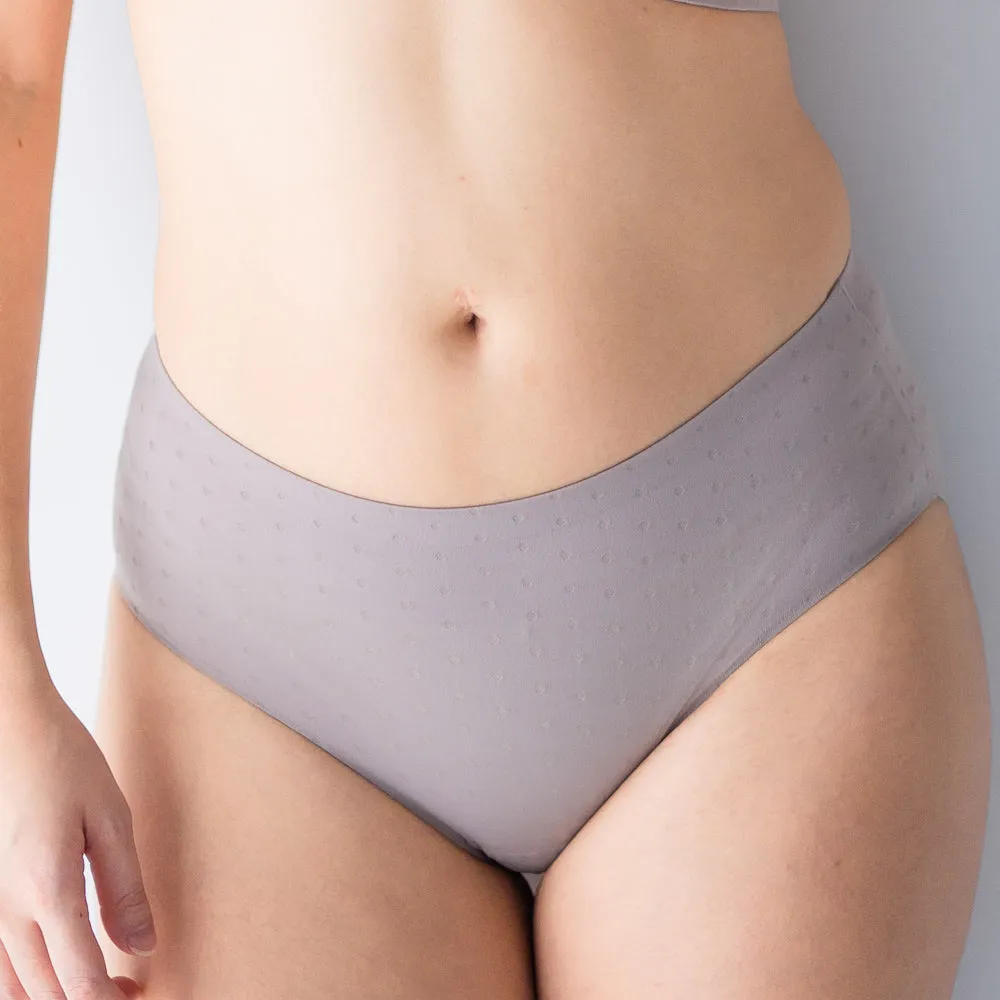OOMPH! Velvet-Matte Seamless Bikini Cheeky in Grey