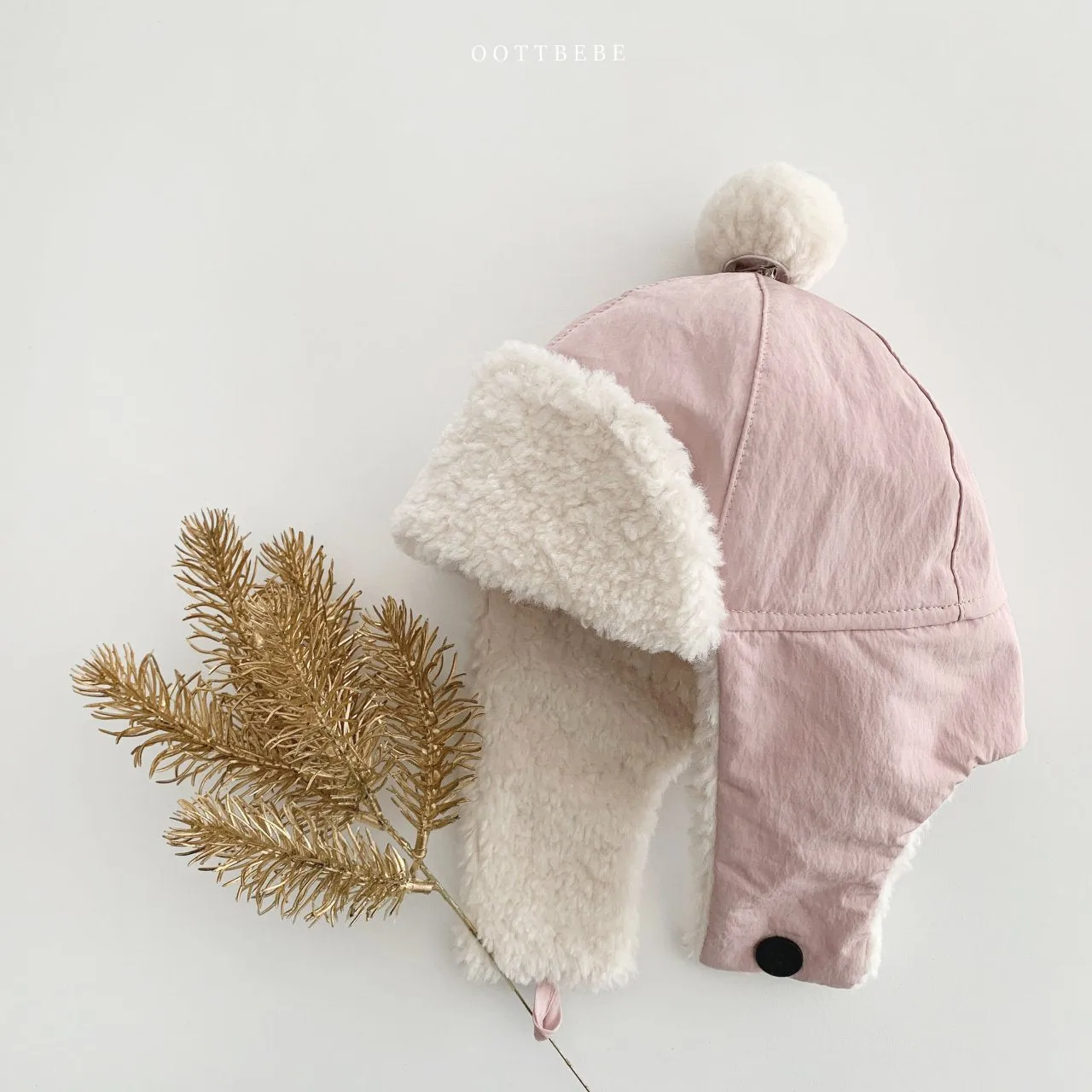 OOTTBEBE TRAPPER HAT OAT