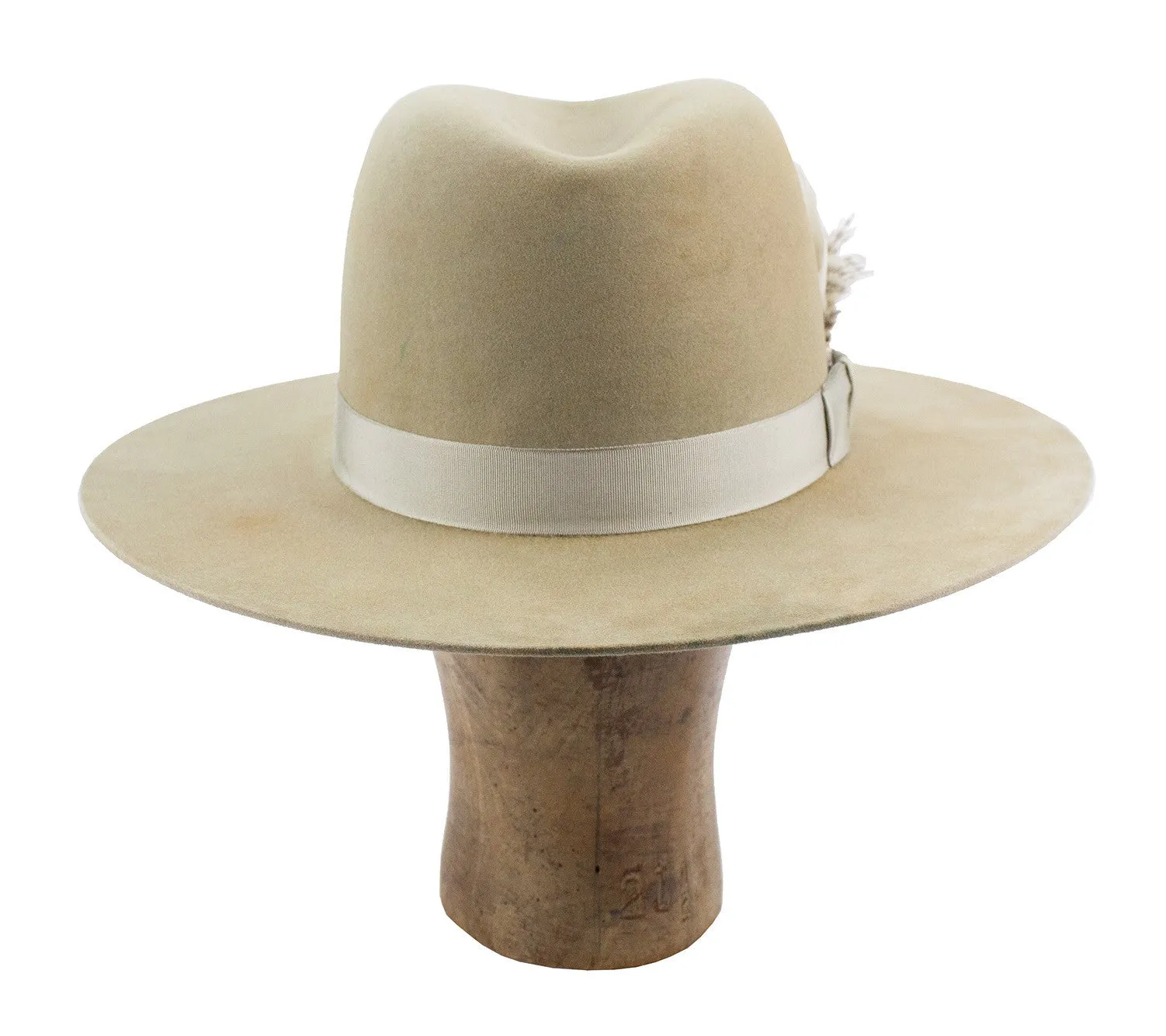 "western gentleman"  7 3/8