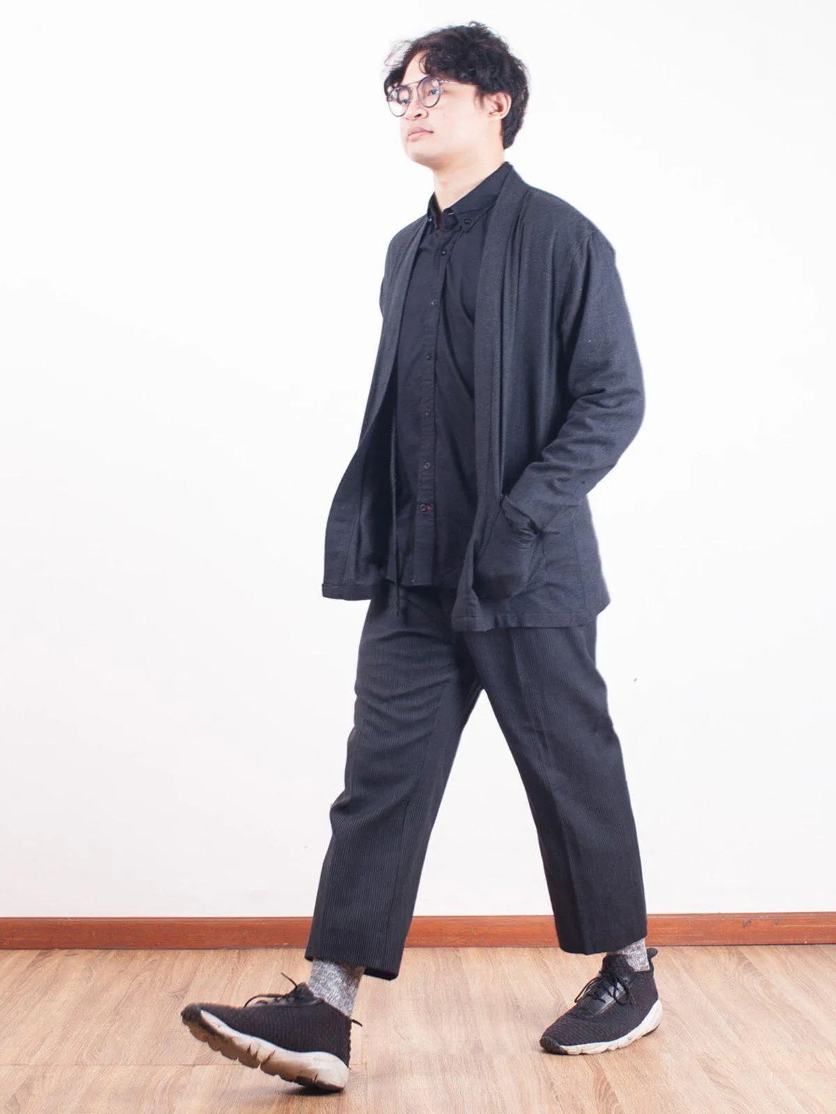 Qutn Throw On Midnight Flannel