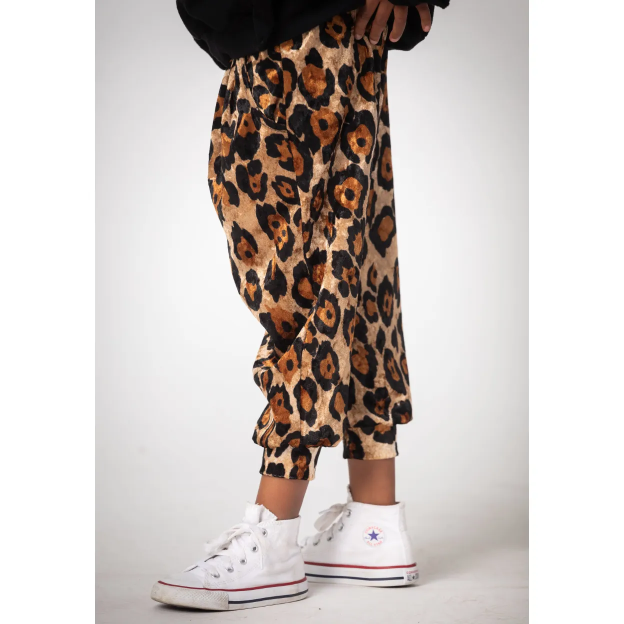 Sonia | Velvet | Cheetah Pant