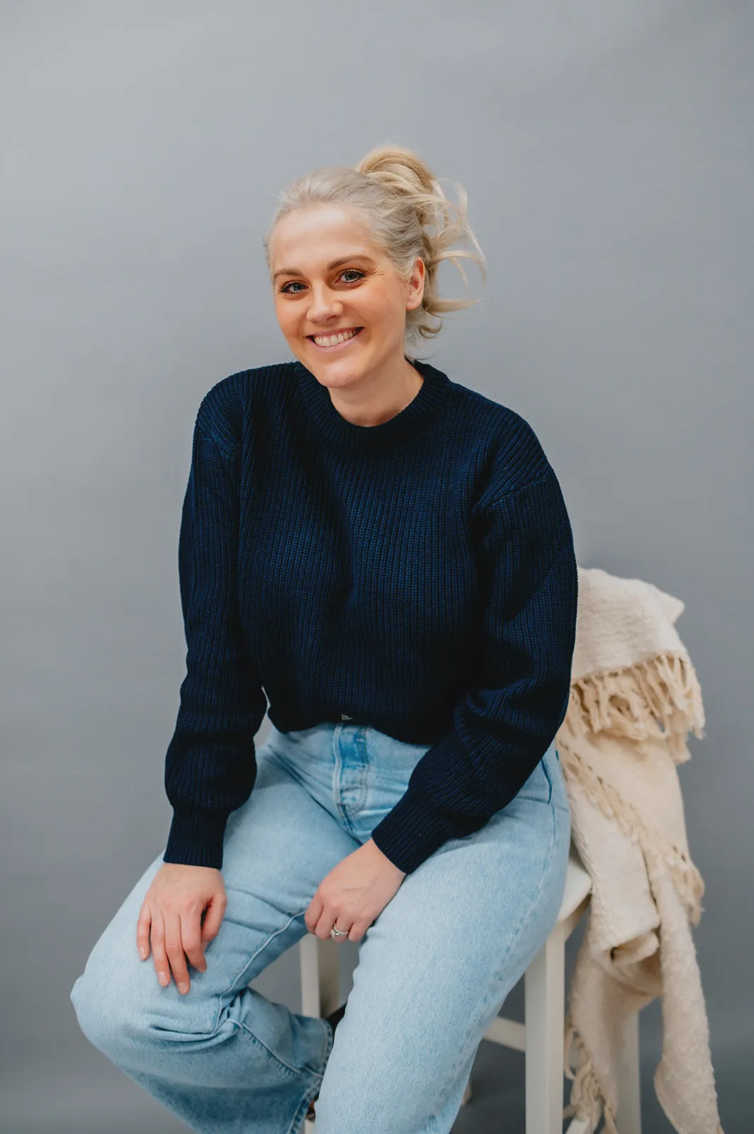 The Mikala 2.0 Sweater by Minimum - Navy