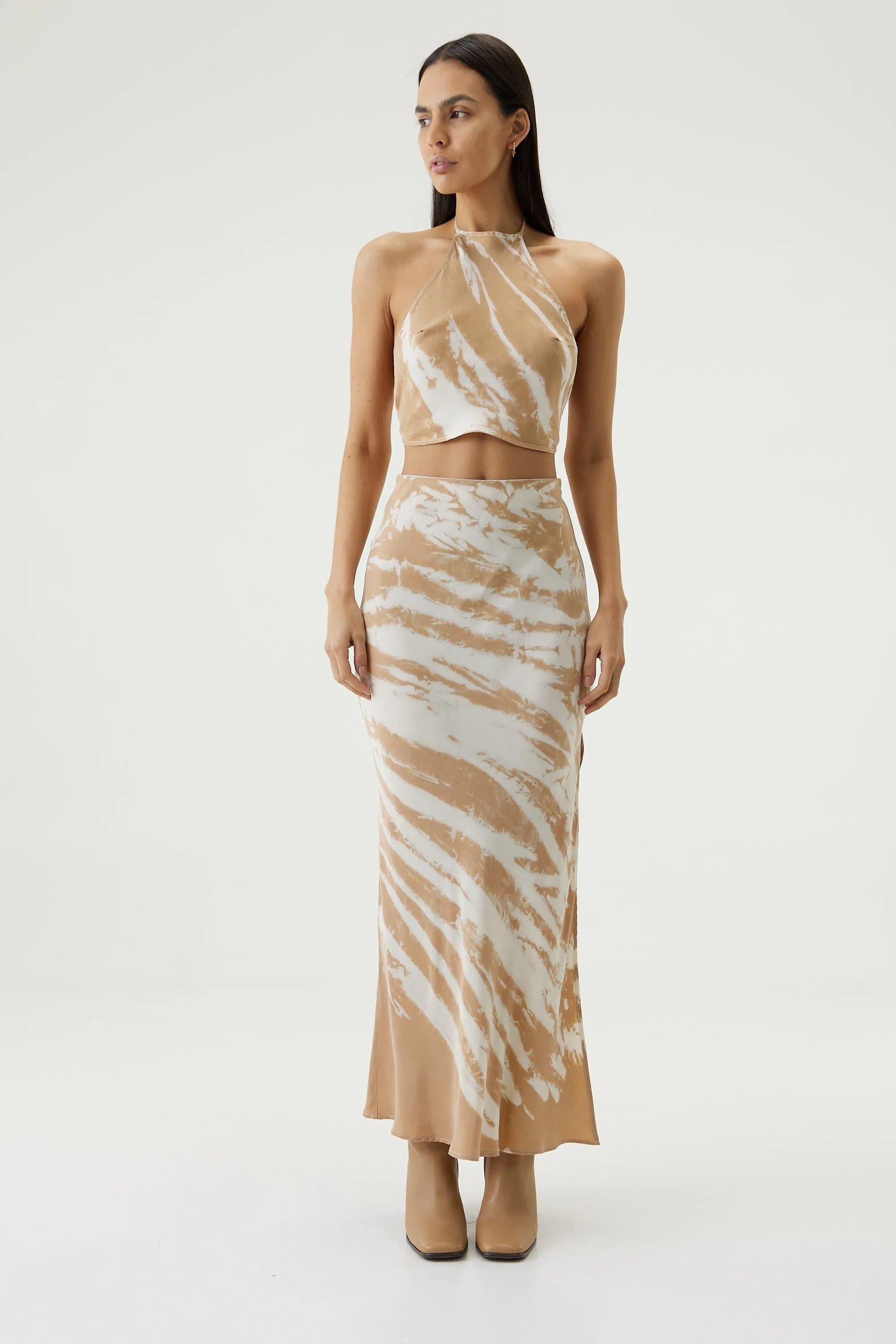 TWIST THROUGH BIAS HALTER TOP | TAN TIE DYE