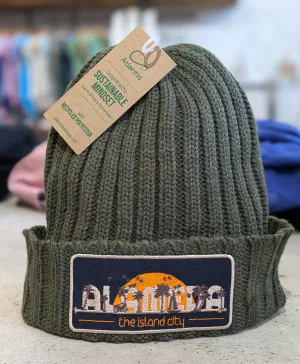 WKND EVERYDAY SILHOUETTE PATCH CHUNKY KNIT BEANIE