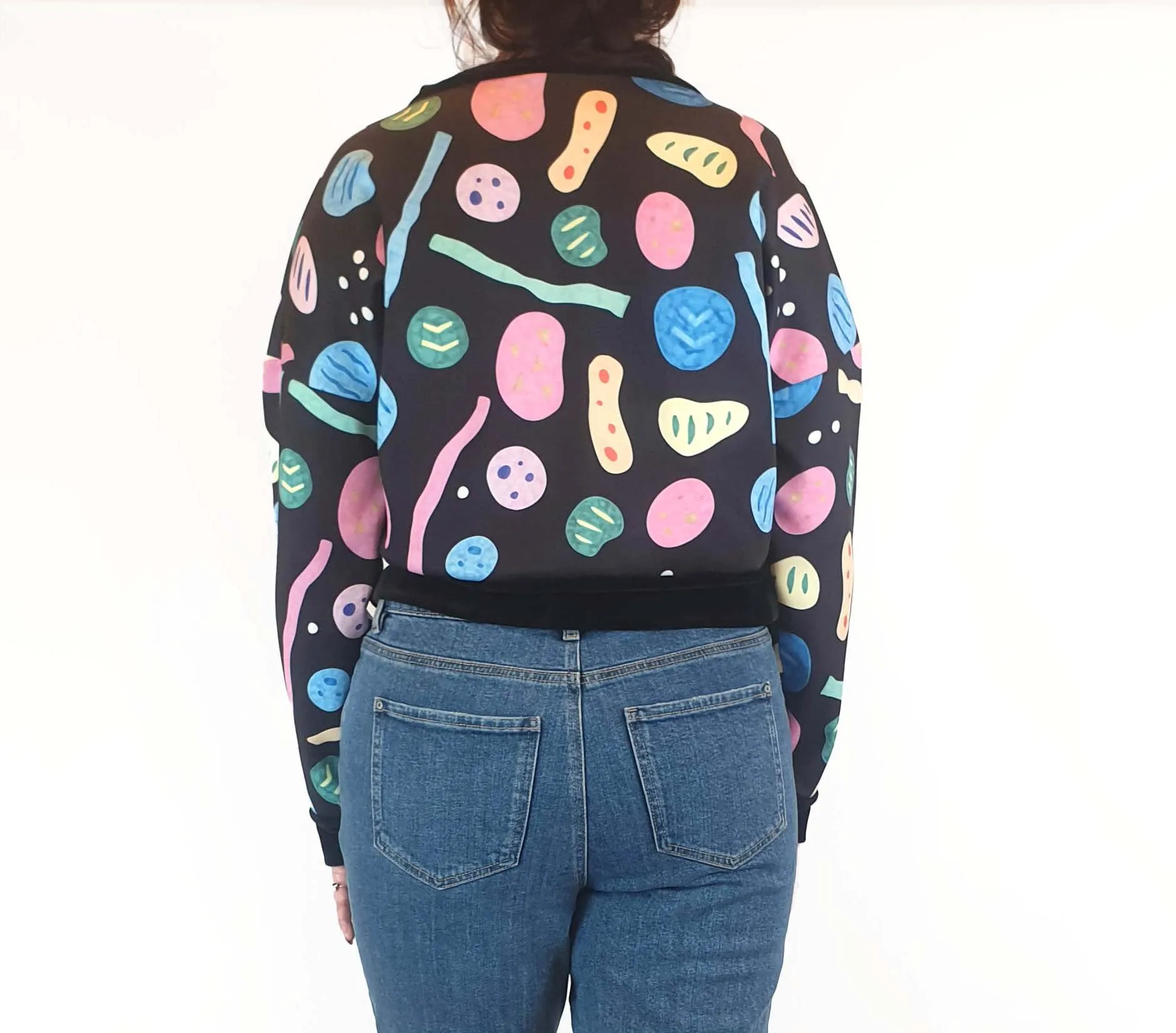 Zonkt colourful print cropped jumper size L-XL (fits 12-14)